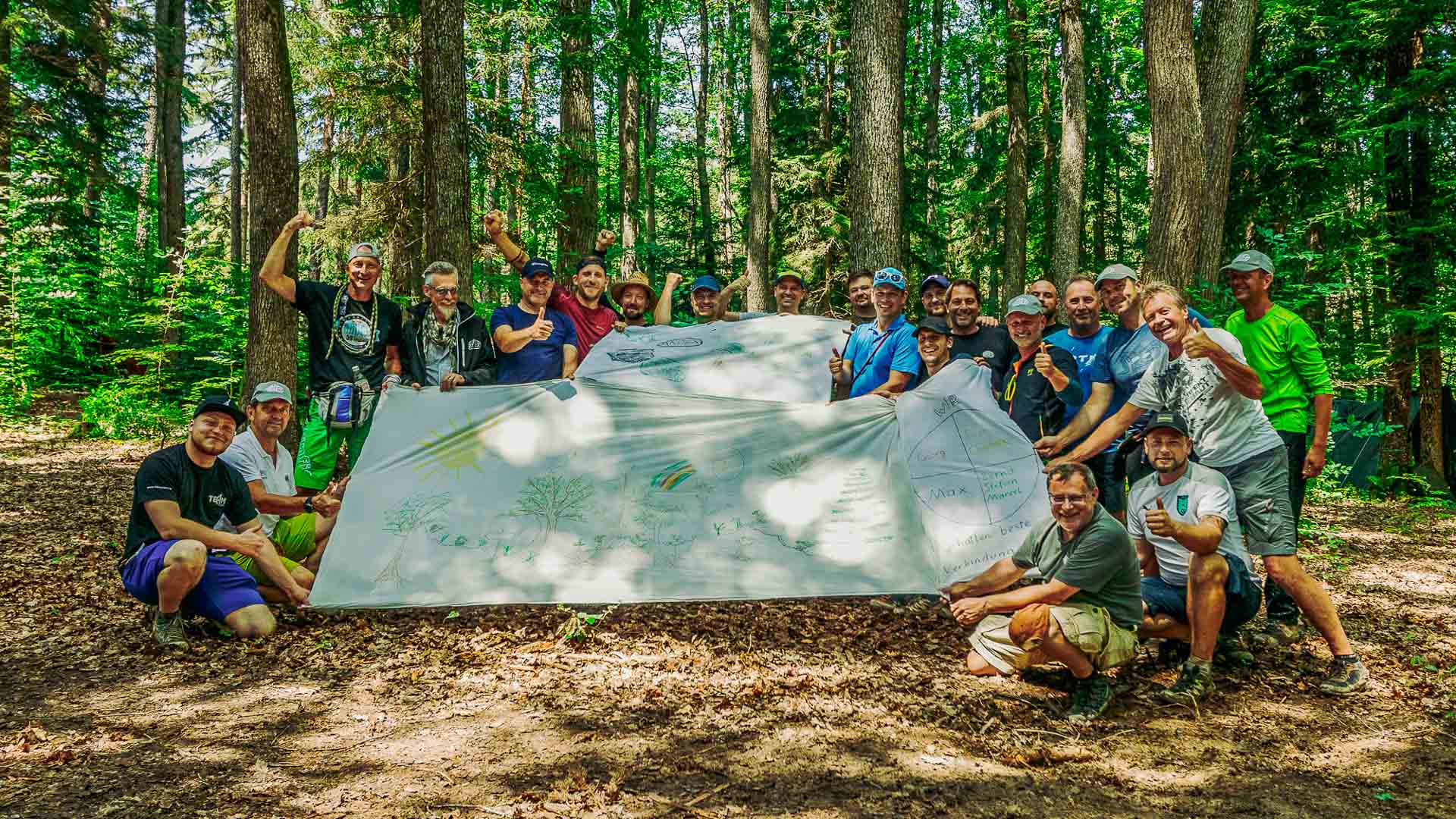 Team mit Flagge nach dem Training